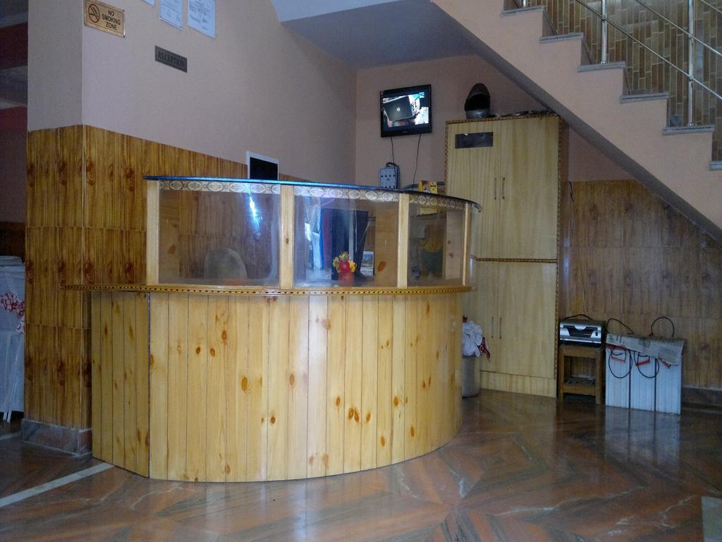 Himgiri Resort Nagchala Bagian luar foto